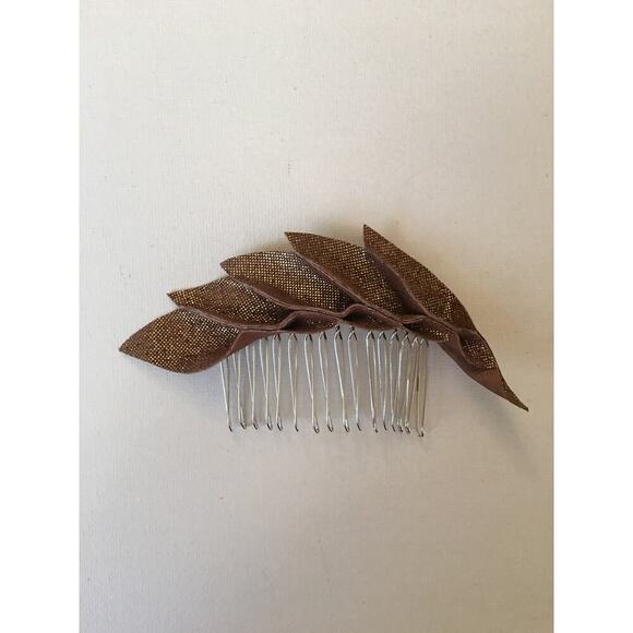 Artisan Handmade Brownish metallic color Leather Petal Hair Comb - Picture 3 of 10